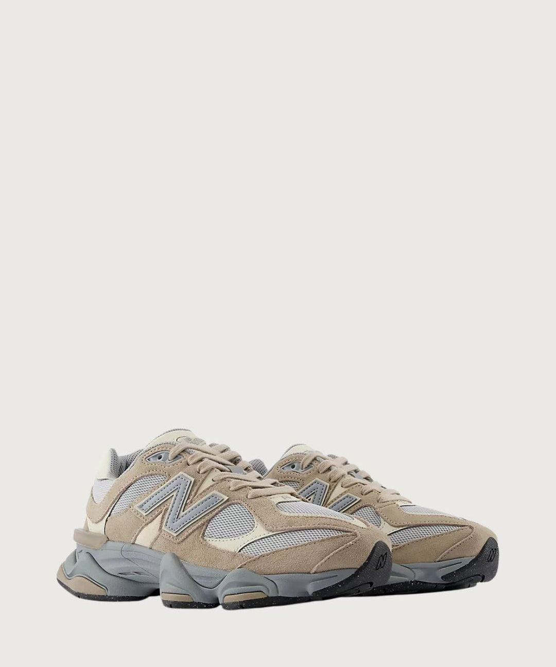 New_Balance_9060_44581_3.jpg