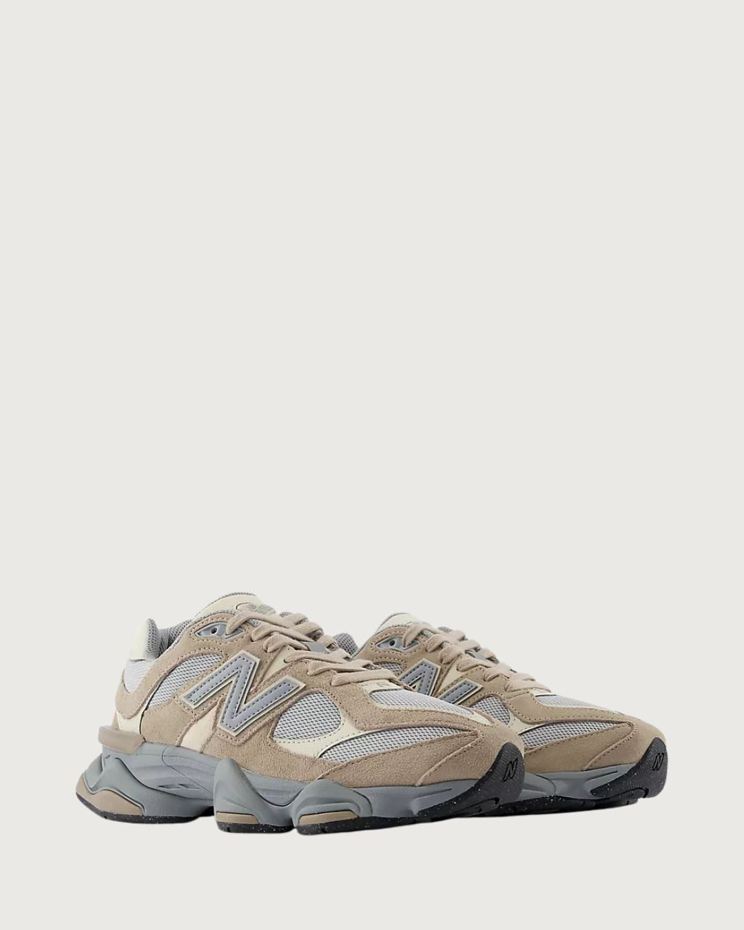 New Balance 9060 gris para hombre