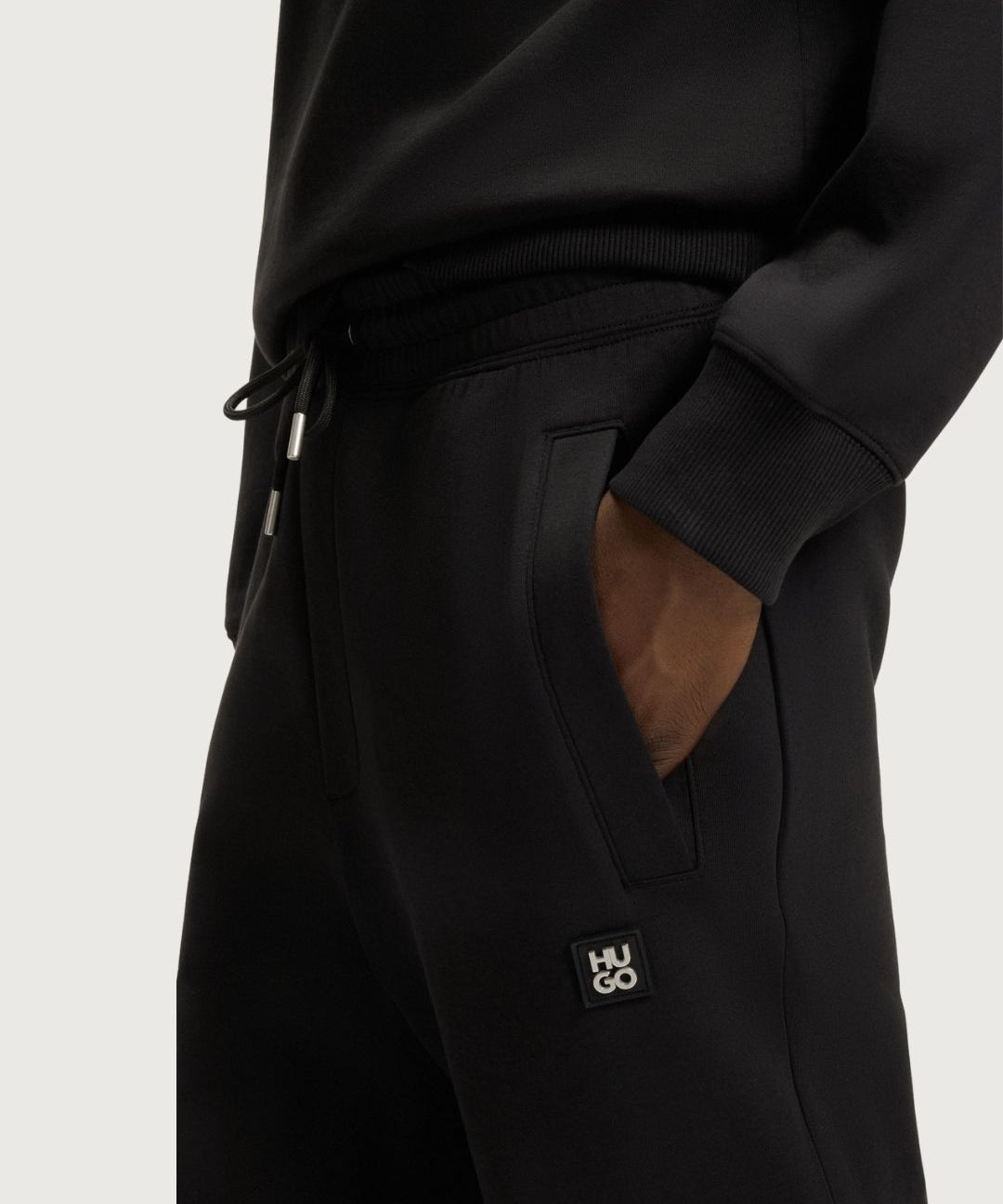 PantalonlargoBOSS40178_3_-min.jpg