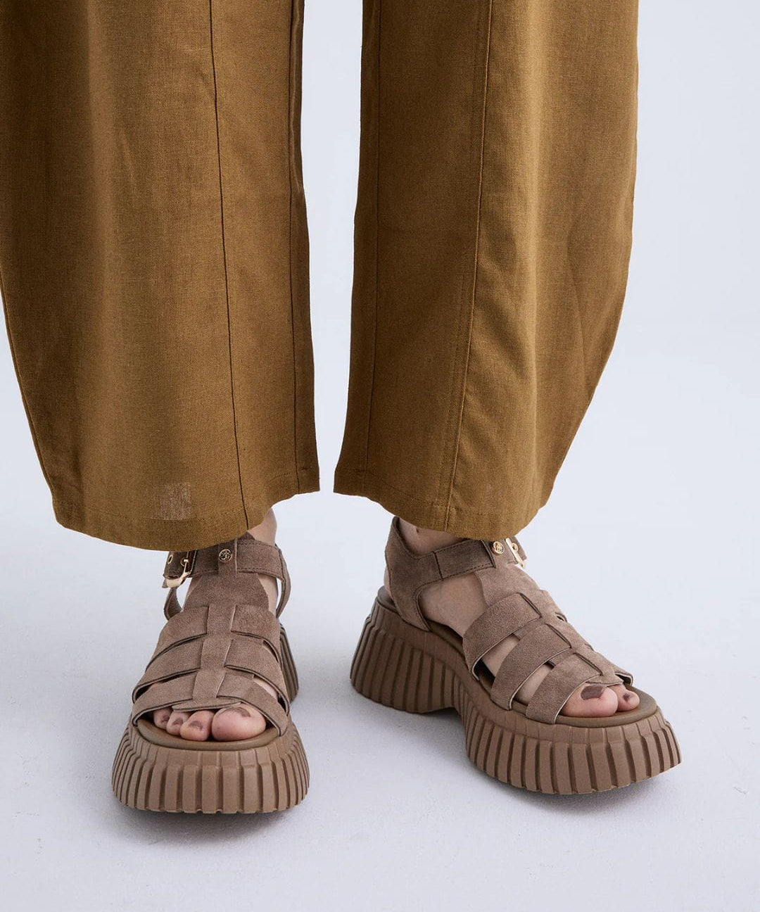 Sandalia_Exe_Shoes_3.jpg