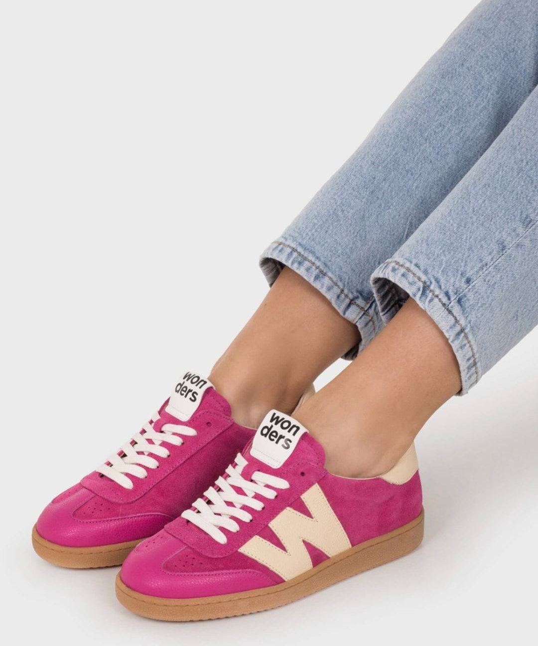 Sneaker_Wonders.jpg