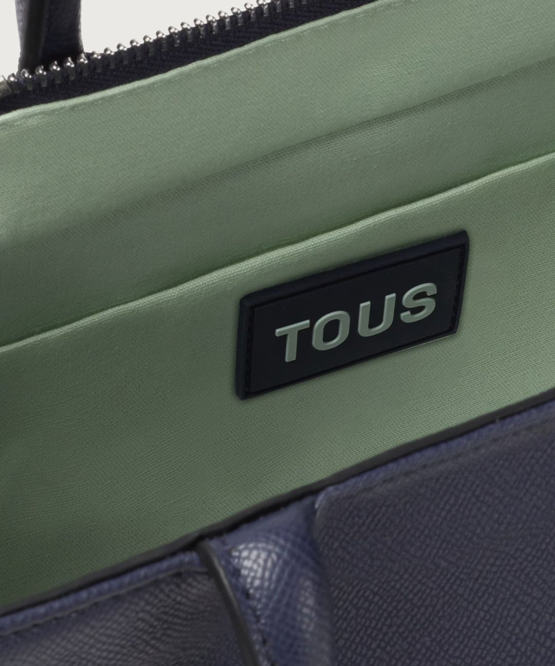 TOUS40119_3_-min.jpg