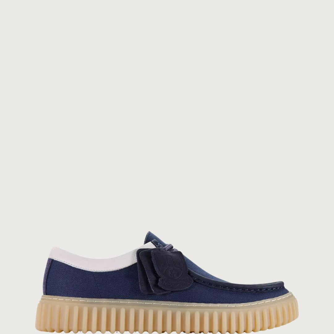 TorhillLoClarks42427.jpg
