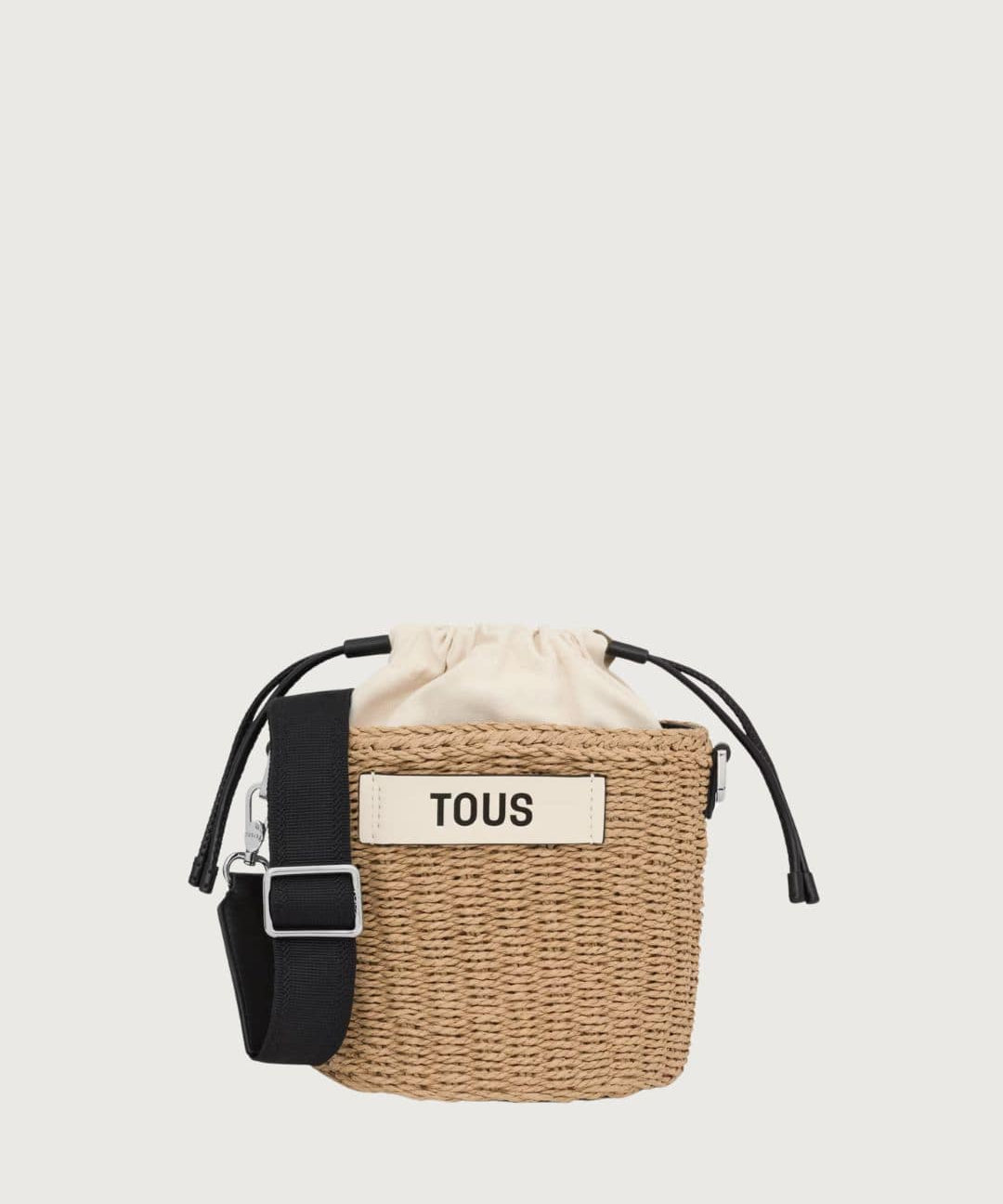 Tous38206-min.jpg
