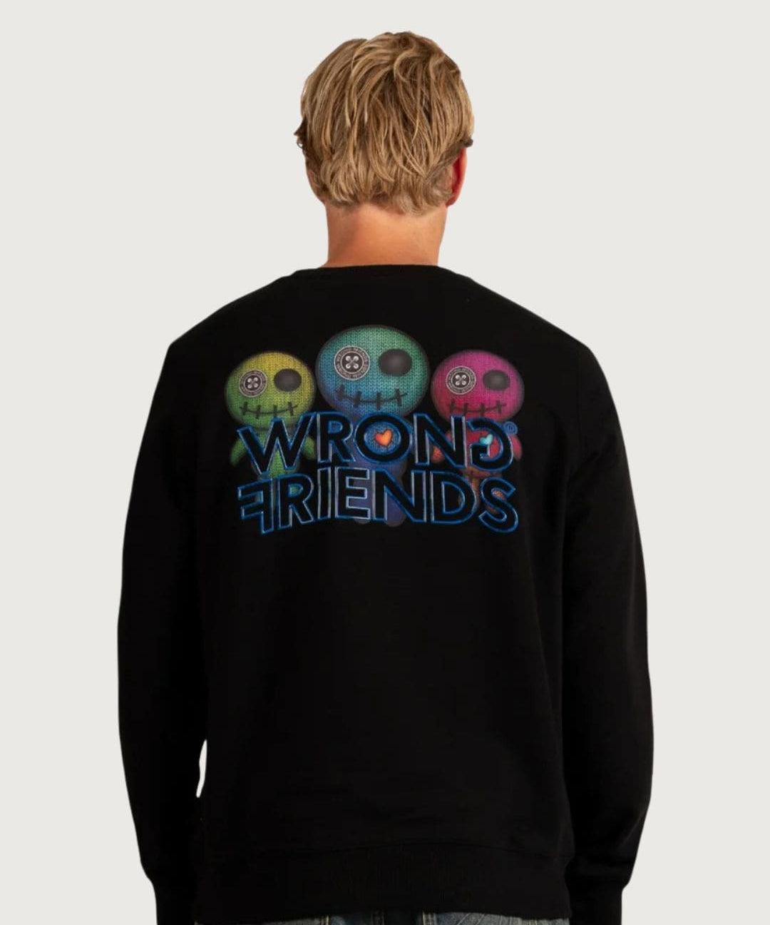 WRONGFRIENDS41395-min.jpg