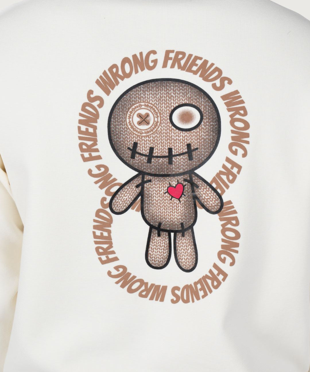 WrongFriends41388_4_-min.jpg