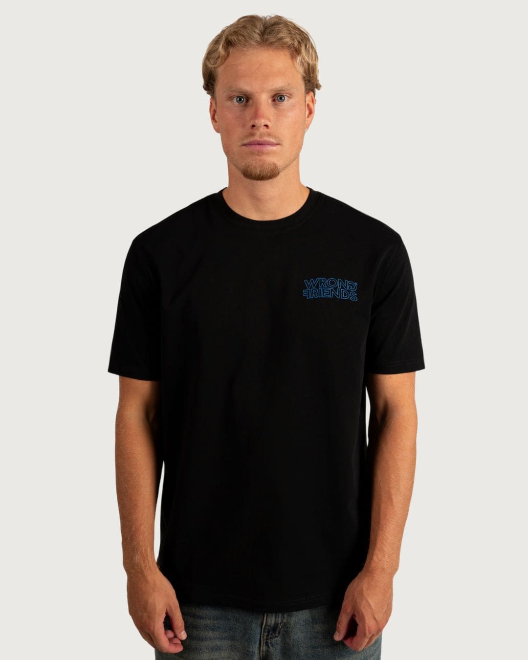 Camiseta Walden Wrong Friends