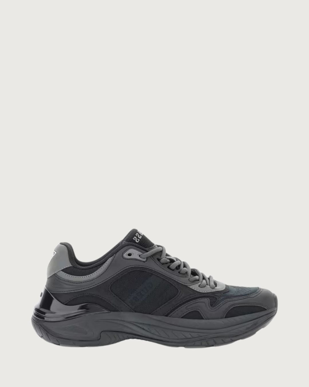 Zapatilla deportiva Guess negra para hombre