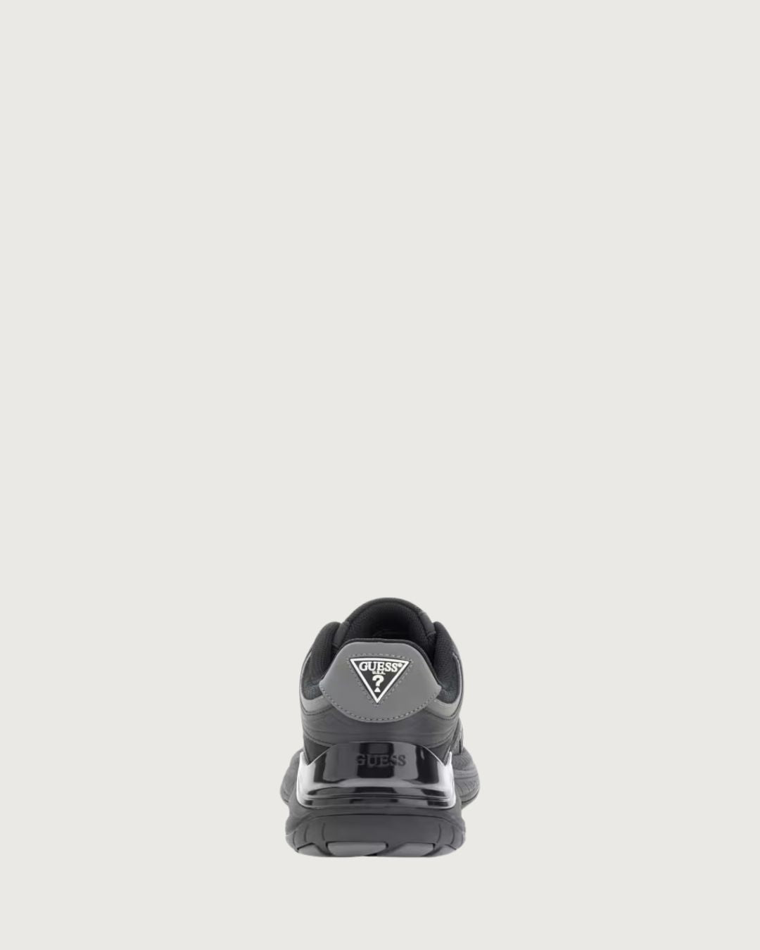 Zapatilla deportiva Guess negra para hombre