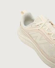 Zapatilla New Balance Waris para mujer