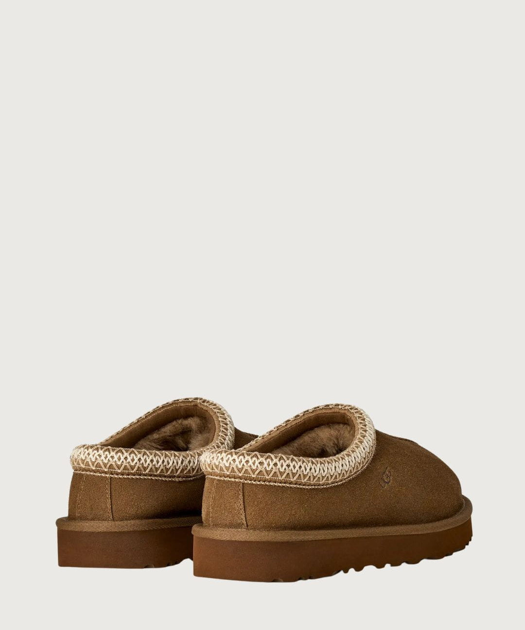 Zueco_UGG_44046_5.jpg